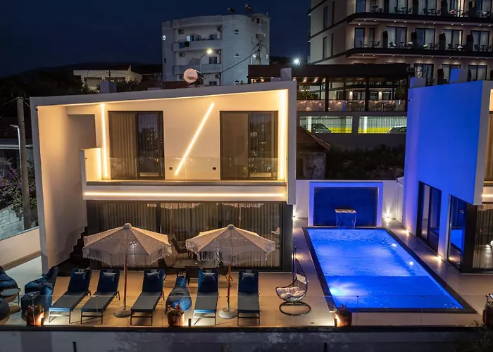 Luxury Villas Angela