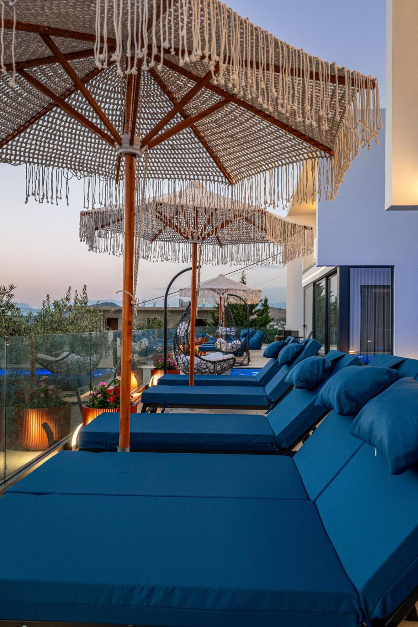 Luxury Angela Villa